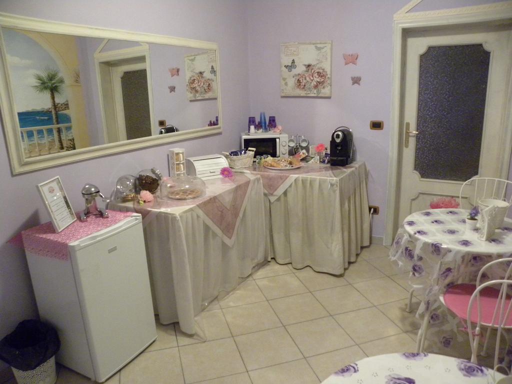 טאראנטו B&B La Rosa מראה חיצוני תמונה