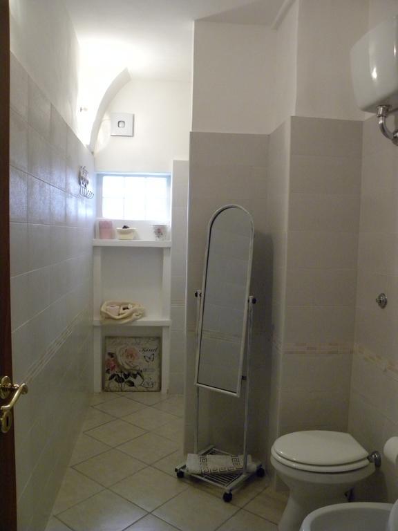 טאראנטו B&B La Rosa חדר תמונה